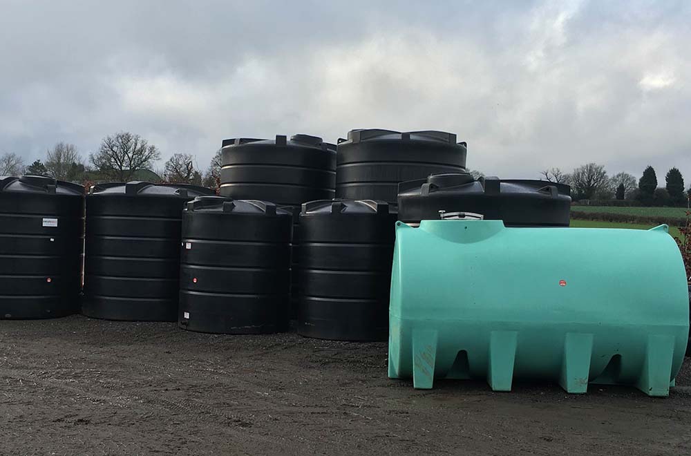 Top 5 Uses of Horizontal Water Tanks by Enduramaxx for Farmers
